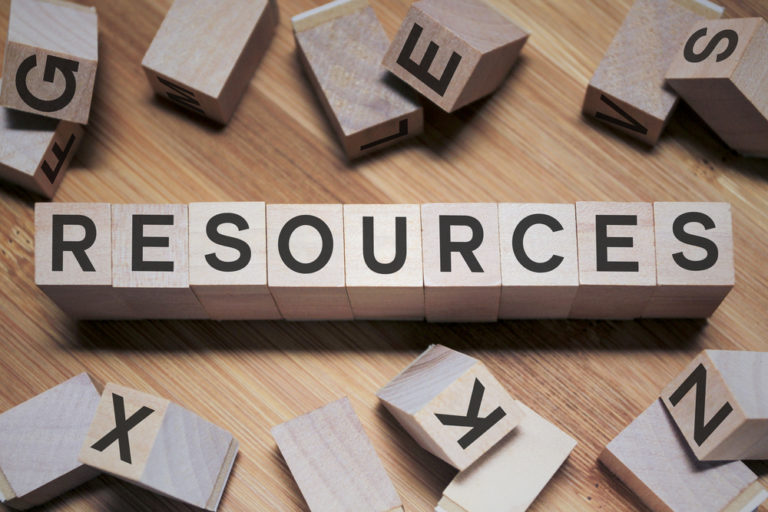 Resources,word,in,wooden,cube